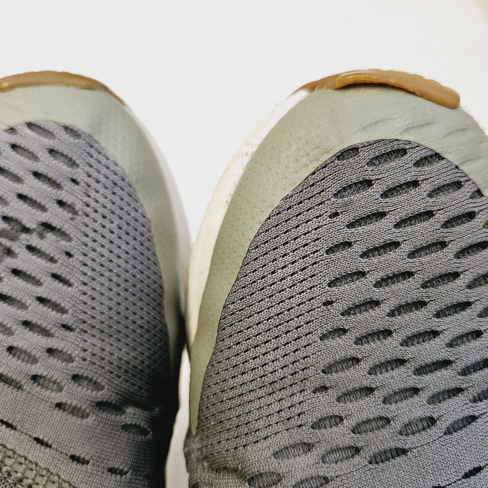 Nike Air Max 270 Dark Stucco Metallic Gold Size 9 - Picture 4 of 11